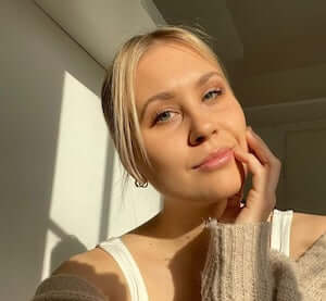 Lilla R.